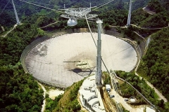 16 Novembre 1974: Primo messaggio per una civiltà extraterrestre inviato dal radiotelescopio di Arecibo