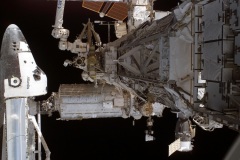 STS-115 - Atlantis agganciato alla ISS