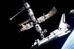 STS-71 - Atlantis agganciato alla MIR