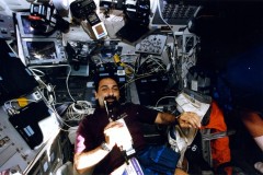 Conferenza con il Centro di Controllo a Houston
