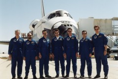 STS-100 dopo atterraggio